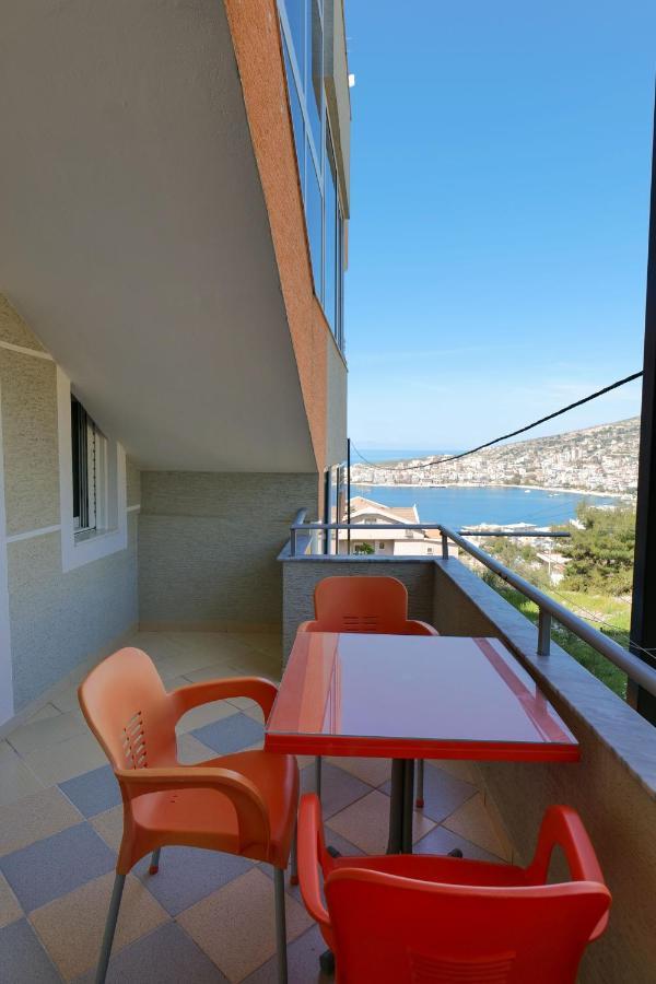 סרנדה Eleni Guest House מראה חיצוני תמונה