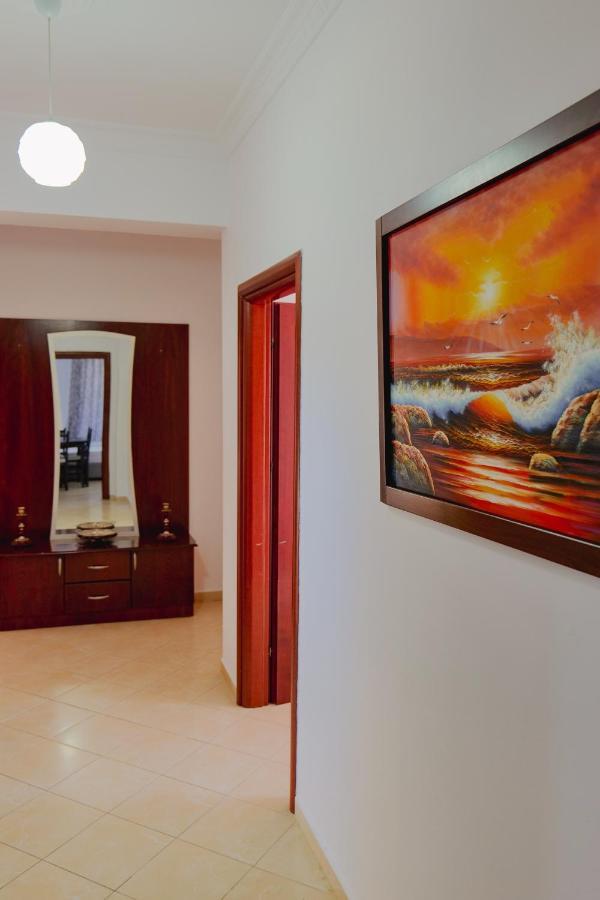 סרנדה Eleni Guest House מראה חיצוני תמונה