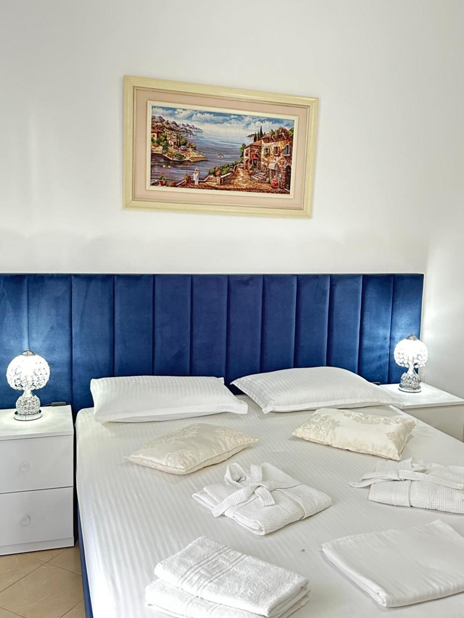 סרנדה Eleni Guest House מראה חיצוני תמונה