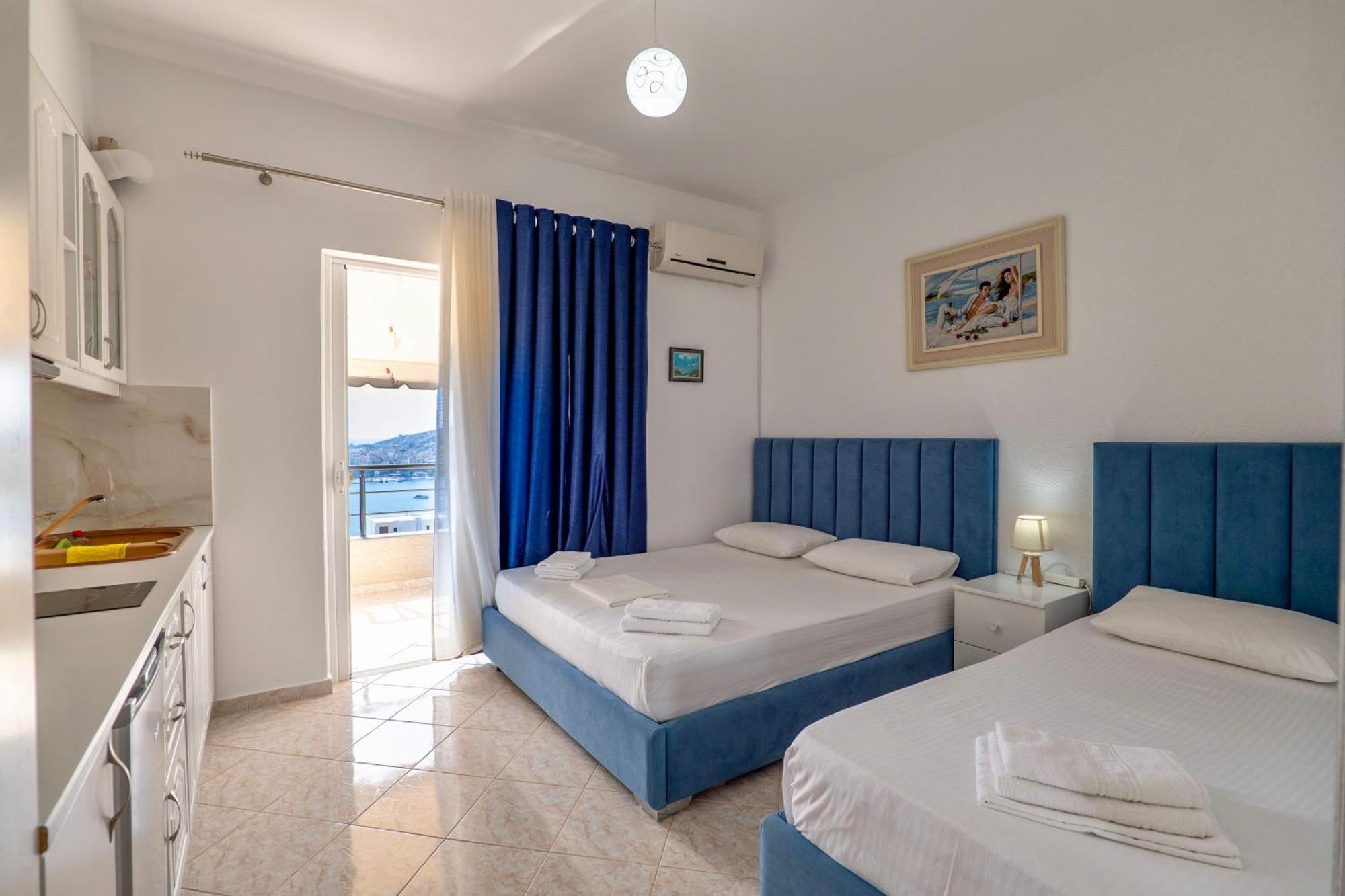 סרנדה Eleni Guest House מראה חיצוני תמונה